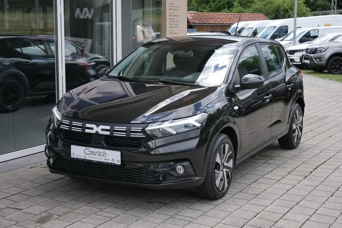 Gebraucht Dacia Sandero Expression 101 PS (74 kW) 2025 Limousine