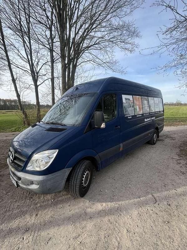 Gebraucht Mercedes Sprinter 163 PS (119 kW) 2011 Blau Van