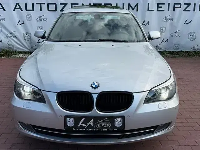 Gebraucht BMW 523 Shadowline 190 PS (139 kW) 2009 Silber Limousine