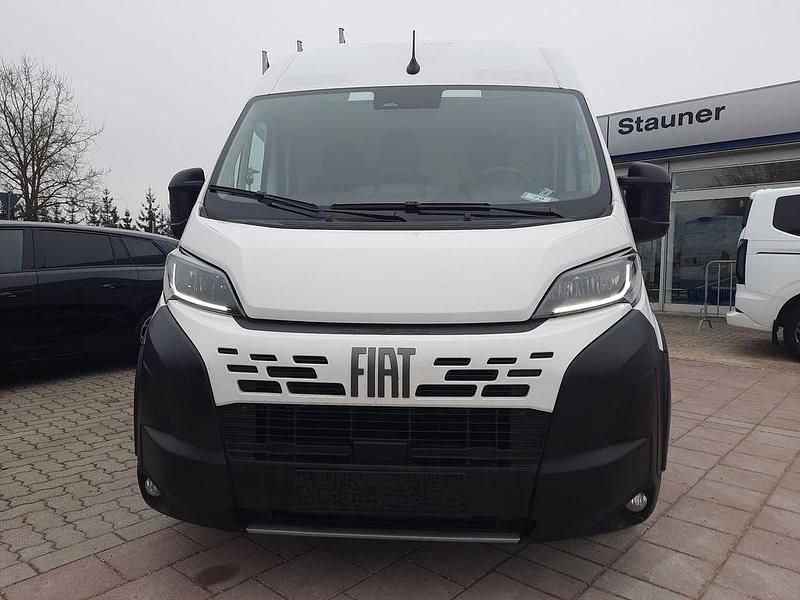 Gebraucht Fiat Ducato 179 PS (131 kW) 2024 Ducato weiß Van