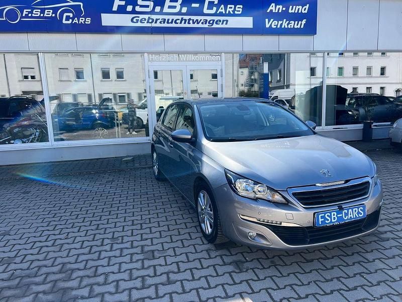 Gebraucht Peugeot 308 Active 131 PS (96 kW) 2015 Grau Limousine
