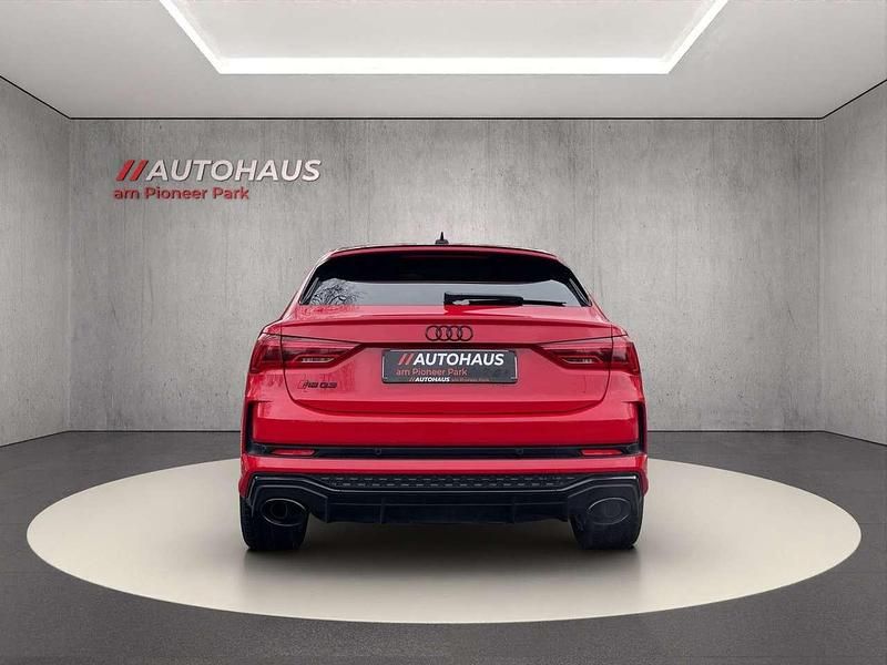 Gebraucht Audi RS Q3 400 PS (294 kW) 2022 Tangorot metallic SUV