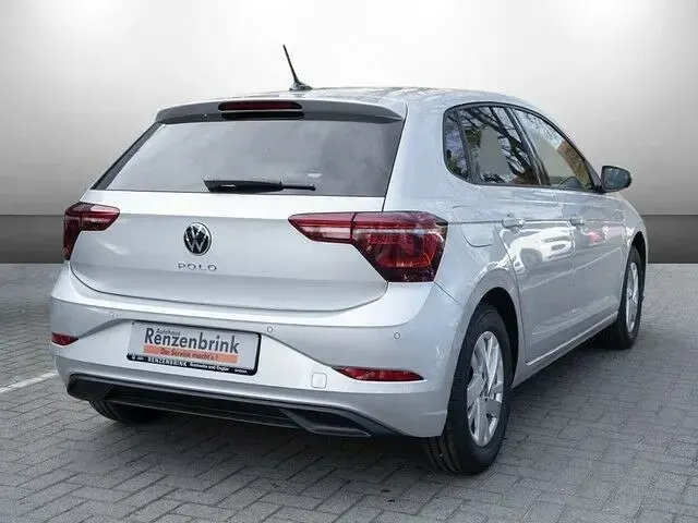 Gebraucht VW Polo Style 95 PS (69 kW) 2024 Reflexsilber metallic Kleinwagen