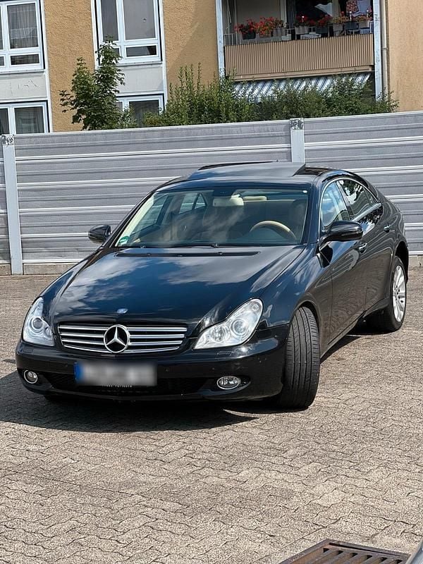 Schwarz Gebraucht 2008 Mercedes CLS350 Coupé | 8.800 € (Fairer Preis) - Bild 1/4