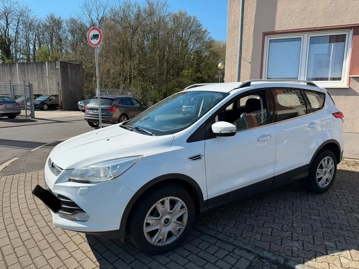 Second-hand Ford Kuga 150 CP (110 kW) 2014 Alb SUV