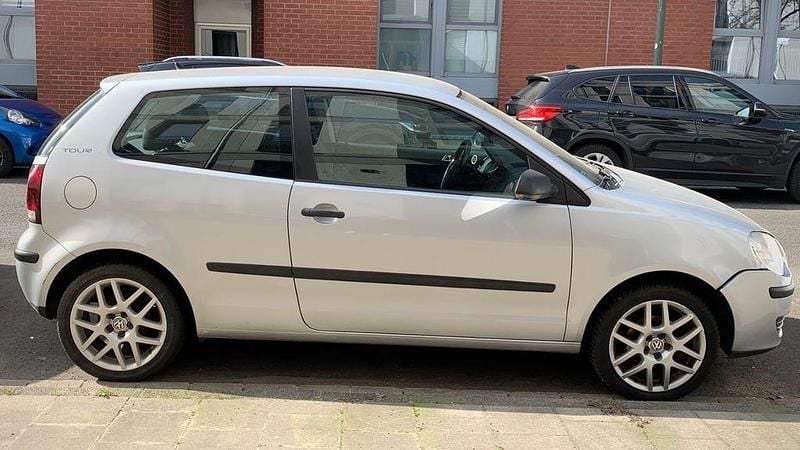 Gebraucht VW Polo Comfortline 60 PS (44 kW) 2007 Grau Kleinwagen