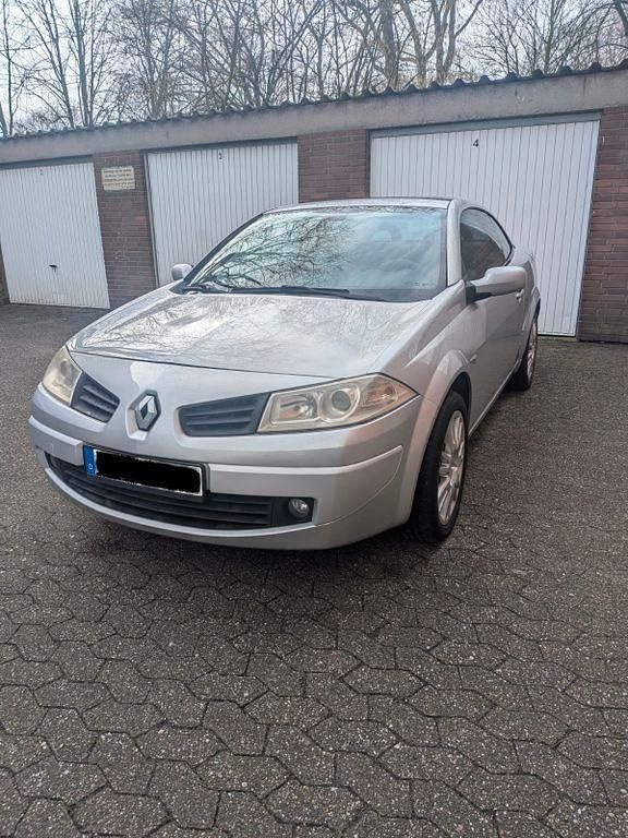 Gebraucht Renault Mégane Cabriolet Dynamique 135 PS (99 kW) 2006 Grau Cabrio