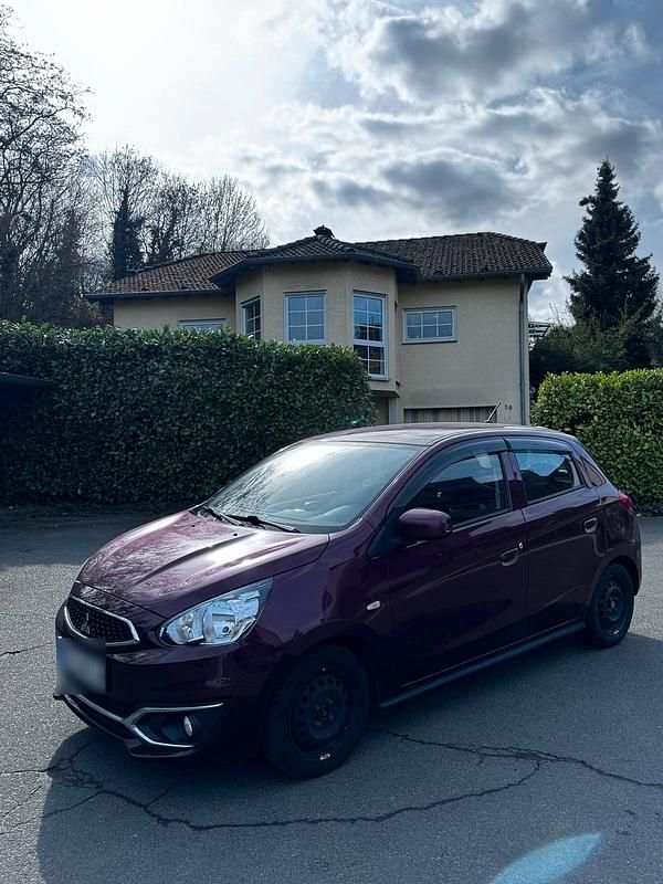 Gebraucht Mitsubishi Space Star 71 PS (52 kW) 2019 Rot Kleinwagen