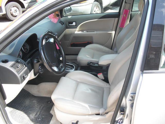 Gebraucht Ford Mondeo 146 PS (107 kW) 2002 Silber Kombi
