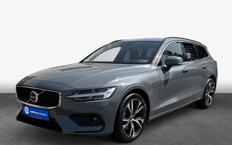 Grau Gebraucht 2024 Volvo V60 Core Kombi | 36.832 € (Guter Preis) - Bild 1/4