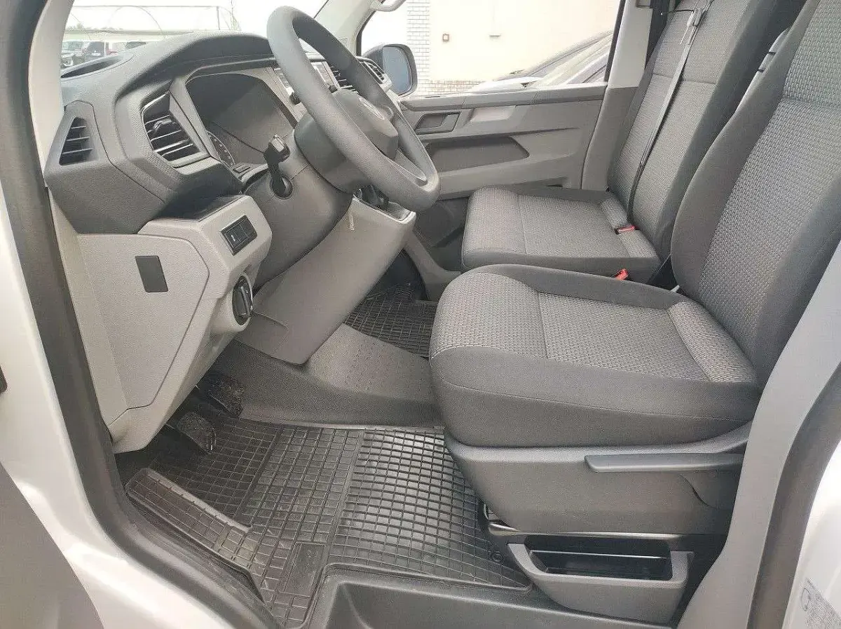 Neu VW Transporter 150 PS (110 kW) 2025 Candyweiß Van