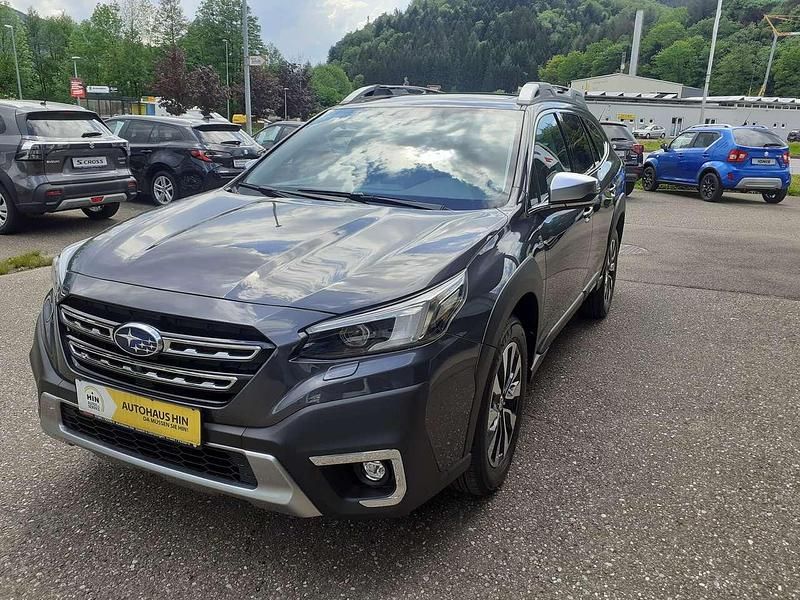Gebraucht Subaru Outback Platinum 169 PS (124 kW) 2024 Magnetite gray (m) SUV