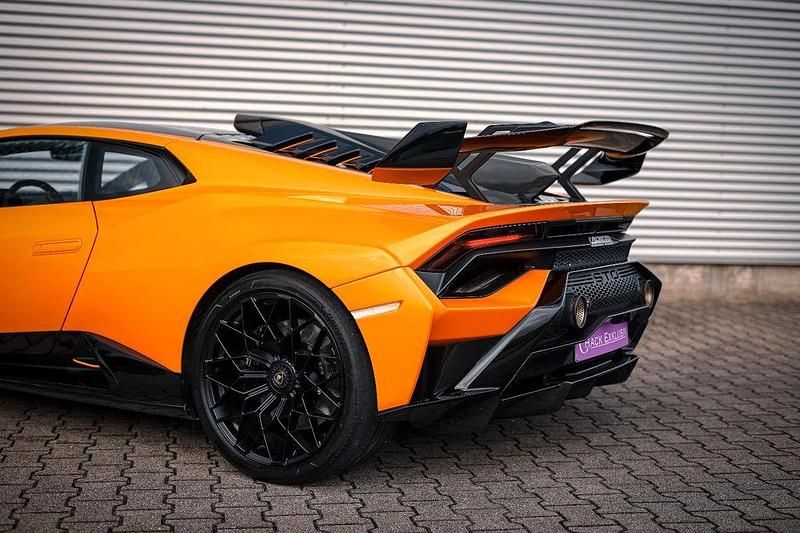 Gebraucht Lamborghini Huracán 640 PS (470 kW) 2021 Orange