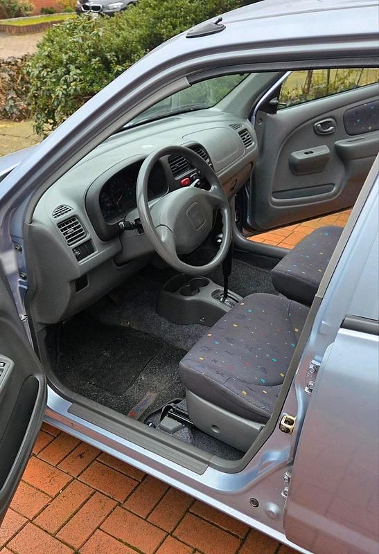 Gebraucht Suzuki Alto Comfort 63 PS (46 kW) 2003 Silber Kleinwagen