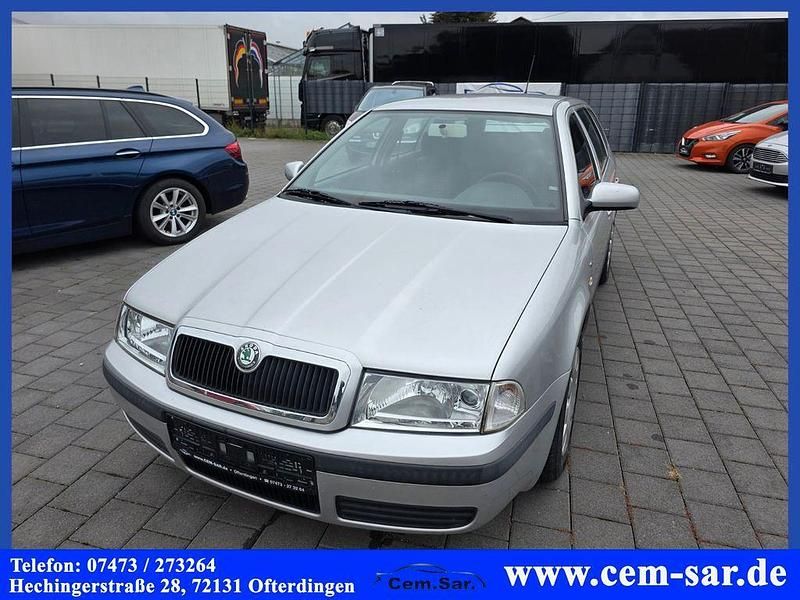 Gebraucht Skoda Octavia Ambiente 116 PS (85 kW) 2001 Silber Kombi