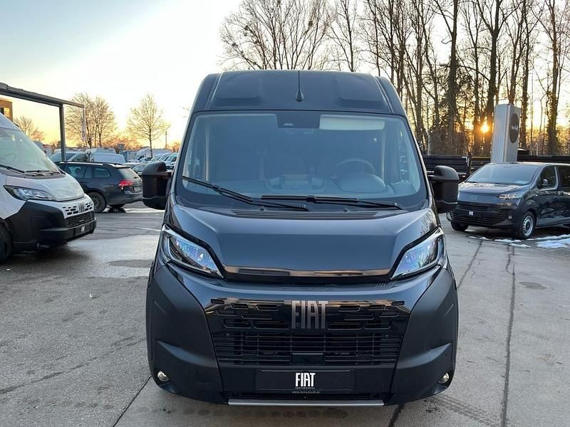 Neu Fiat Ducato 140 PS (102 kW) 2026 Schwarz Van