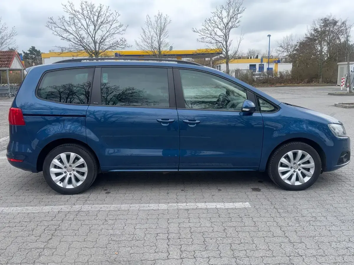 Gebraucht Seat Alhambra 140 PS (102 kW) 2015 Blau Van / Kleinbus