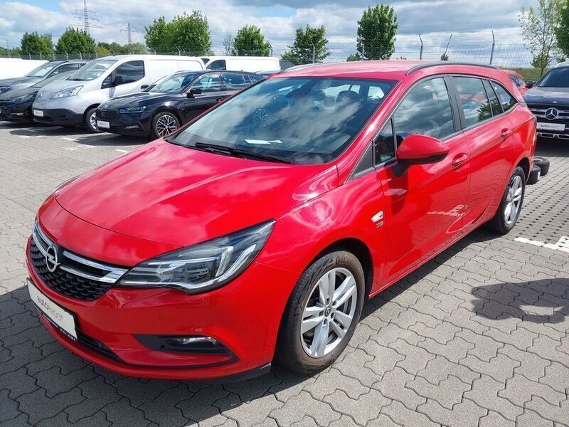 Rot Gebraucht 2019 Opel Astra Kombi | 6.389 € (Guter Preis) - Bild 1/4