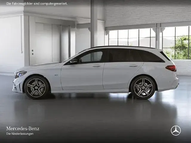 Gebraucht Mercedes C300e 320 PS (235 kW) 2021