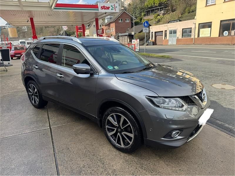 Gebraucht Nissan X-Trail 131 PS (96 kW) 2015 Grau SUV