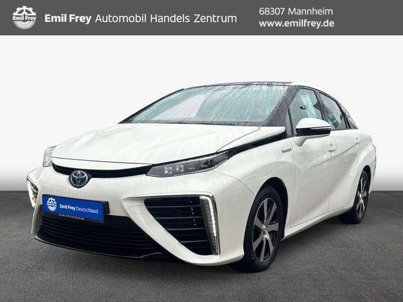 Weiß Gebraucht 2017 Toyota Mirai Limousine | 9.900 € (Superpreis) - Bild 1/4