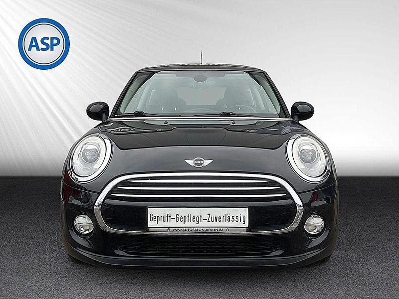 Gebraucht Mini Cooper Chili 136 PS (100 kW) 2016 Schwarz (midnight black metallic) Kleinwagen