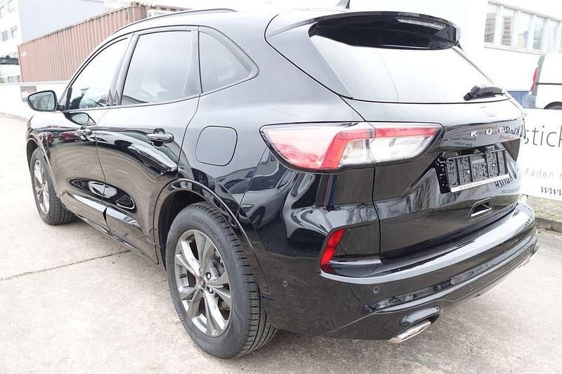 Gebraucht Ford Kuga ST-Line X 150 PS (110 kW) 2020 Schwarz SUV