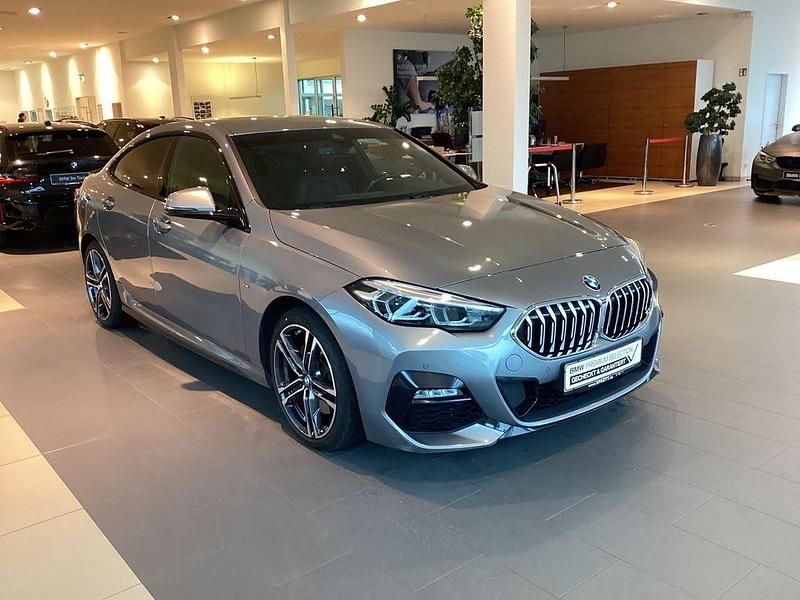 Gebraucht BMW 220 M Sport 190 PS (139 kW) 2022 Skyscraper grau Coupé