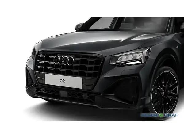 Neu Audi Q2 Ambiente 150 PS (110 kW) 2026 Daytonagrau perleffekt SUV