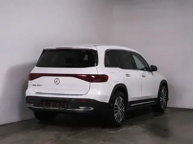 Gebraucht Mercedes EQB250 139 kW (190 PS) 2025 SUV