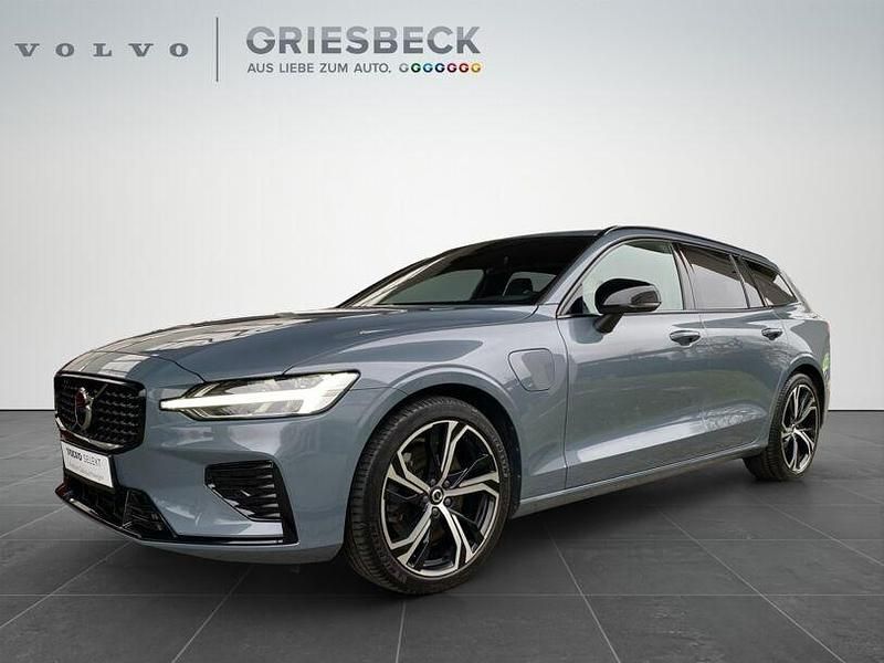 Gebraucht Volvo V60 Plus 455 PS (334 kW) 2023 Thunder grey / metallic Kombi