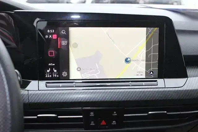Gebraucht VW Golf VIII R-line 190 PS (139 kW) 2022 Uranograu Limousine