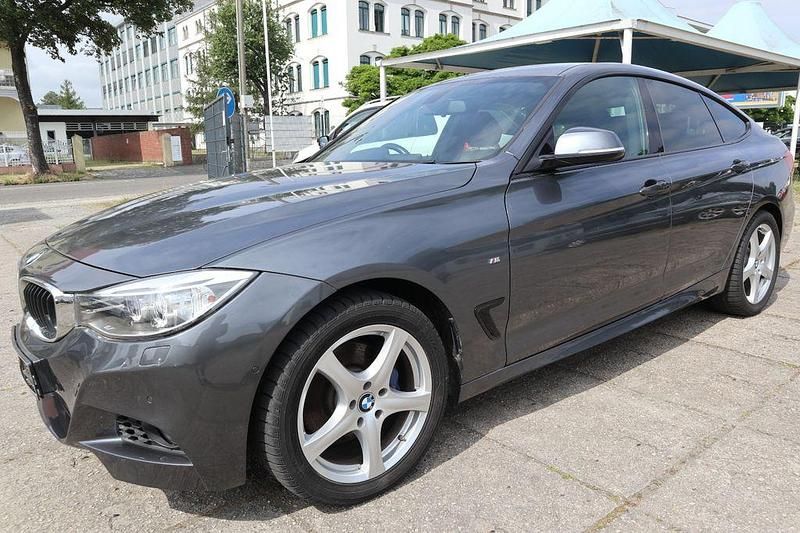 Grau Gebraucht 2013 BMW 320 Gran Turismo M Sport Limousine | 8.750 € - Bild 1/4