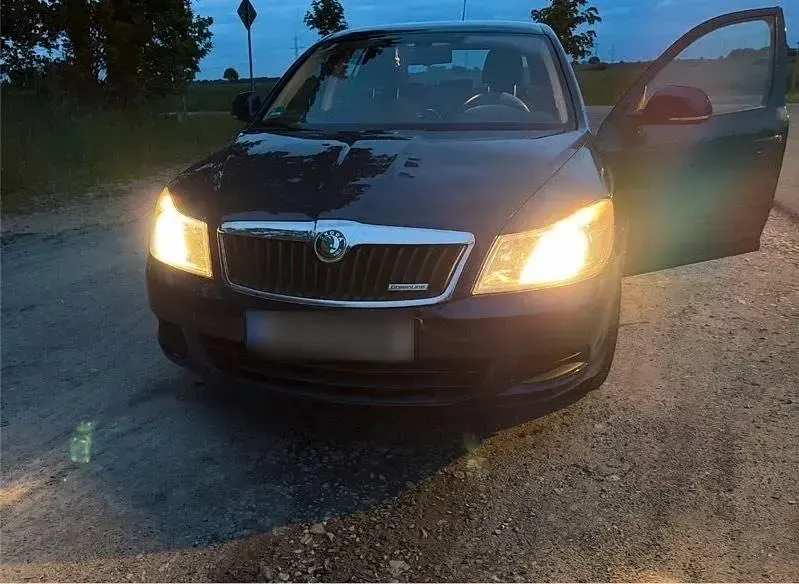 Usado Skoda Octavia 105 CV (77 kW) 2013 Azul Familiar