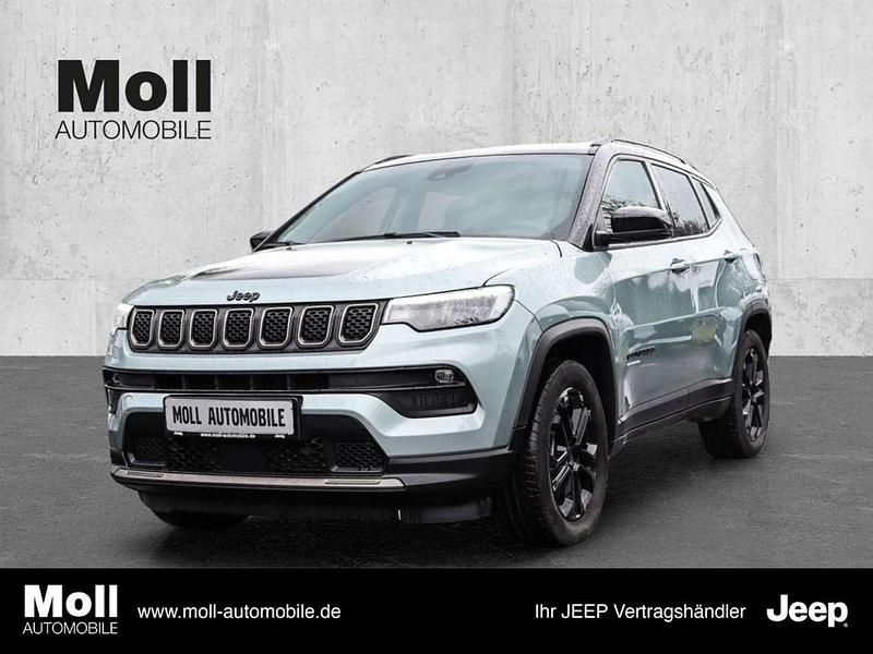 Blau Gebraucht 2022 Jeep Compass Limited SUV | 29.900 € (Etwas zu teuer) - Bild 1/4