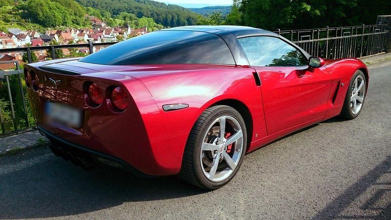 Rot Gebraucht 2008 Corvette C6 Coupé | 37.000 € (Fairer Preis) - Bild 1/4