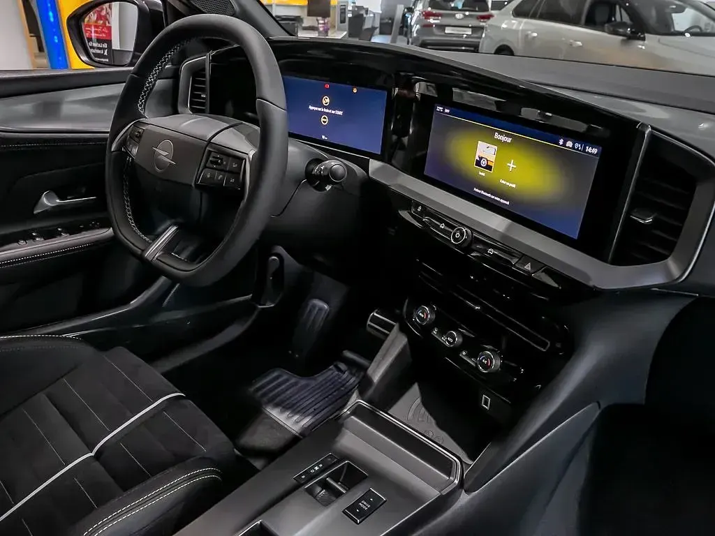 Nowe Opel Mokka-e GSe 206 kW (281 KM) 2026 Szary SUV