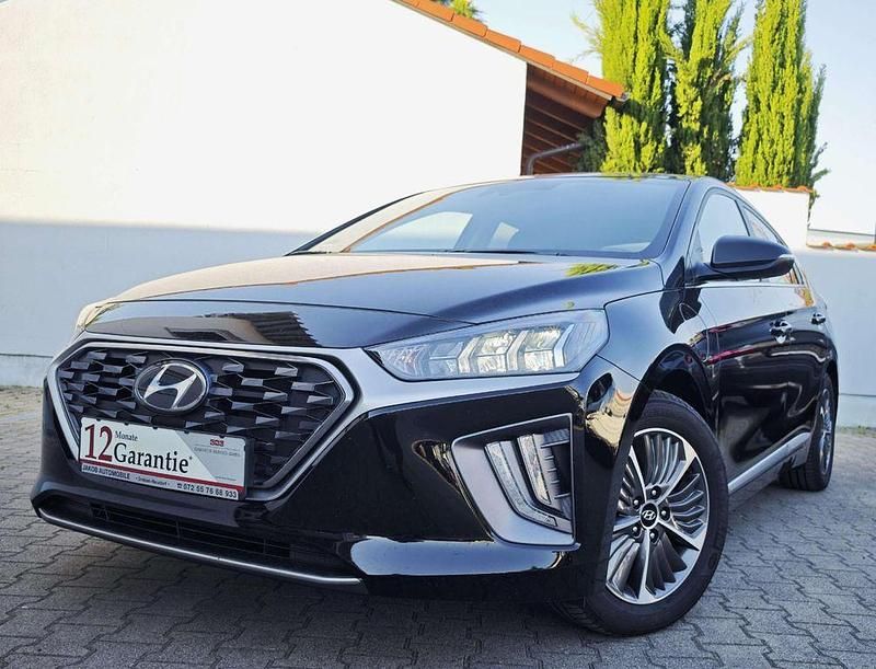 Phantom black / mic Gebraucht 2022 Hyundai Ioniq Style Limousine | 19.590 € (Fairer Preis) - Bild 1/4