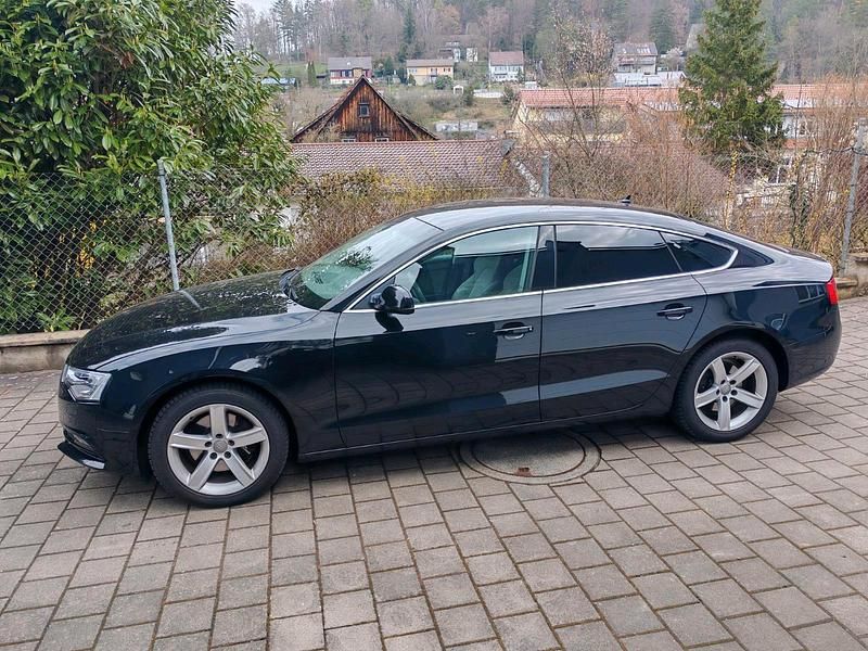 Gebraucht Audi A5 Sportback 170 PS (125 kW) 2013 Schwarz Kleinwagen