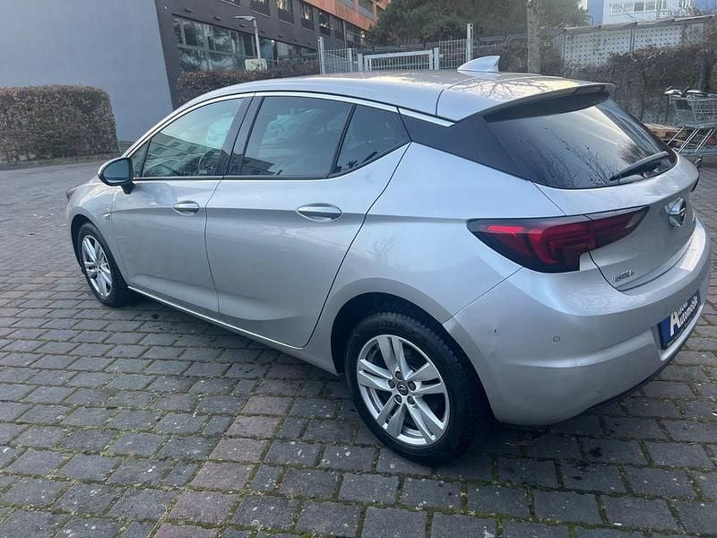 Gebraucht Opel Astra Dynamic 150 PS (110 kW) 2017 Silber Limousine