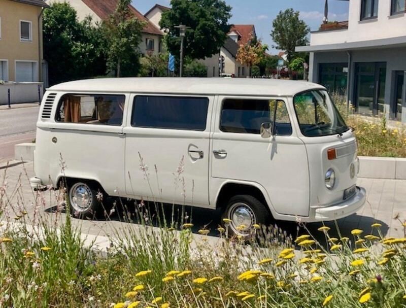 Weiß Gebraucht 1976 VW T2 Van | 21.000 € - Bild 1/2