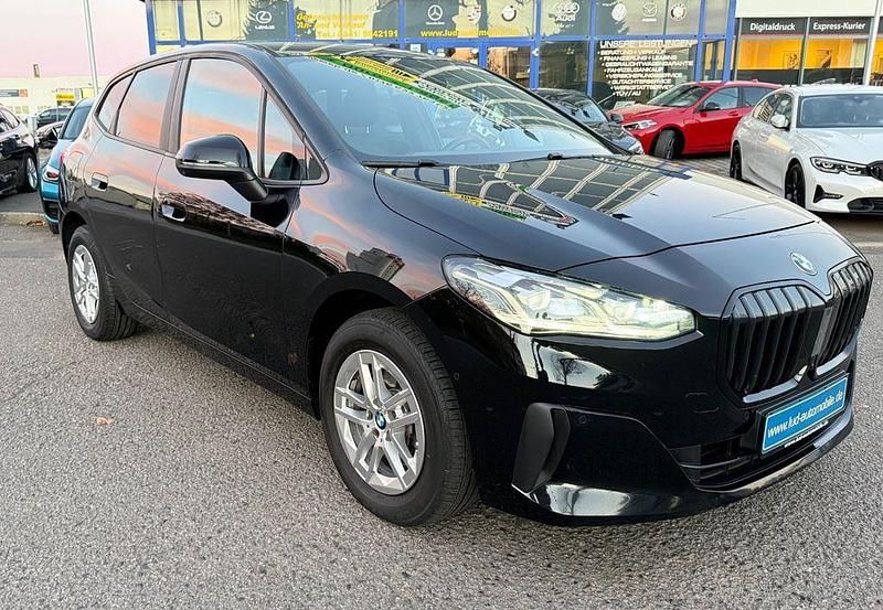 Schwarz Gebraucht 2022 BMW 218 Kombi | 18.480 € (Etwas zu teuer) - Bild 1/4