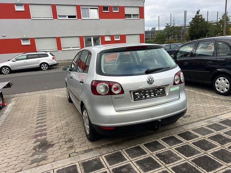 Gebraucht VW Golf IV 75 PS (55 kW) 2005 Silber Limousine