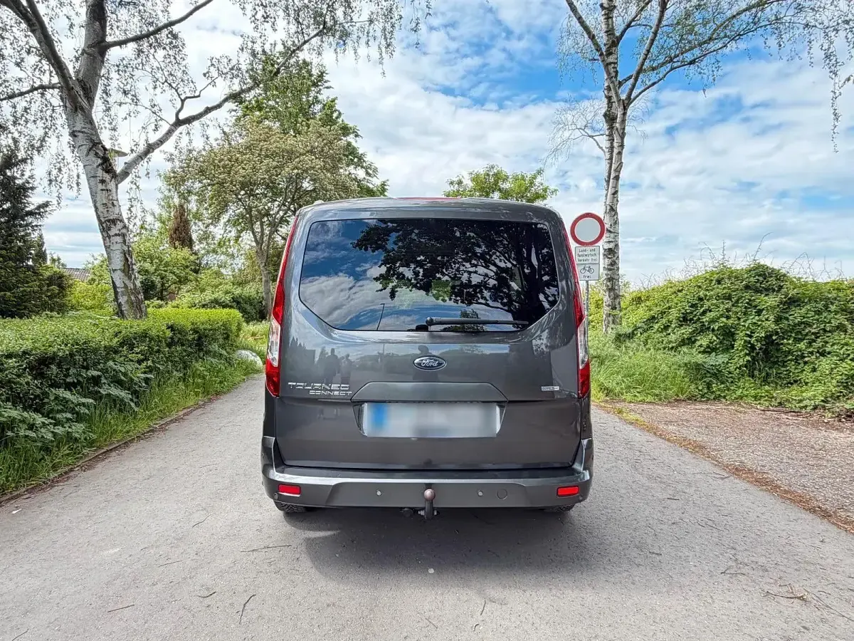 Gebraucht Ford Tourneo Connect 120 PS (88 kW) 2019 Grau Van / Kleinbus