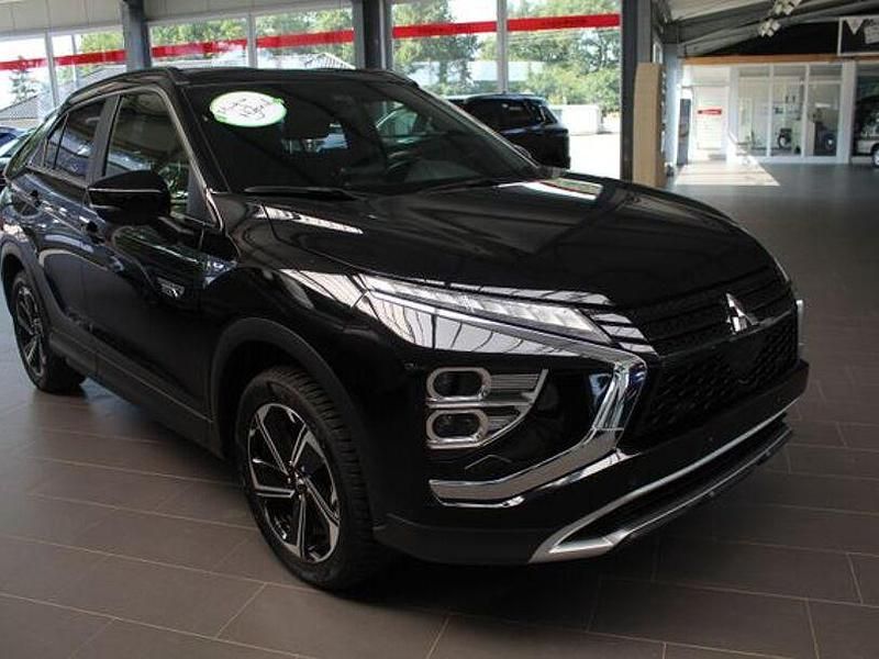 Schwarz Gebraucht 2022 Mitsubishi Outlander P-HEV Limousine | 21.790 € (Fairer Preis) - Bild 1/4