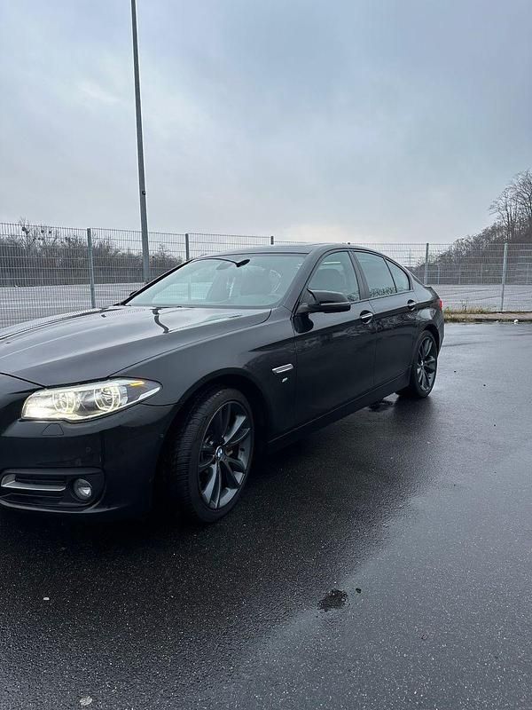 Gebraucht BMW 535 Luxury Line 313 PS (230 kW) 2015 Schwarz Limousine