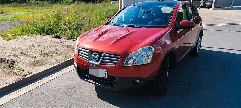 Rot Gebraucht 2007 Nissan Qashqai SUV | 4.400 € (Fairer Preis) - Bild 1/4