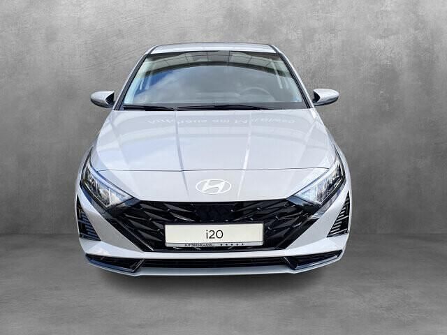 Gebraucht Hyundai i20 Prime 101 PS (74 kW) 2025 Lumen grey / mic Kleinwagen