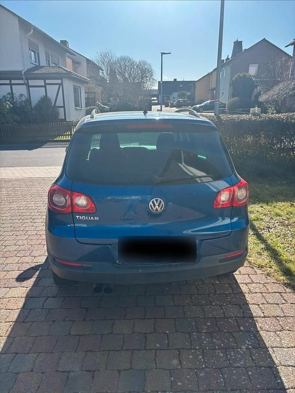 Gebraucht VW Tiguan 150 PS (110 kW) 2008 Blau SUV