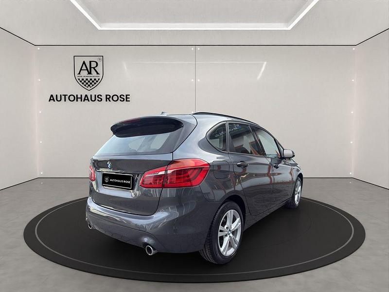Gebraucht BMW 220 Active Tourer Sport Line 192 PS (141 kW) 2019 Grau Van / Kleinbus